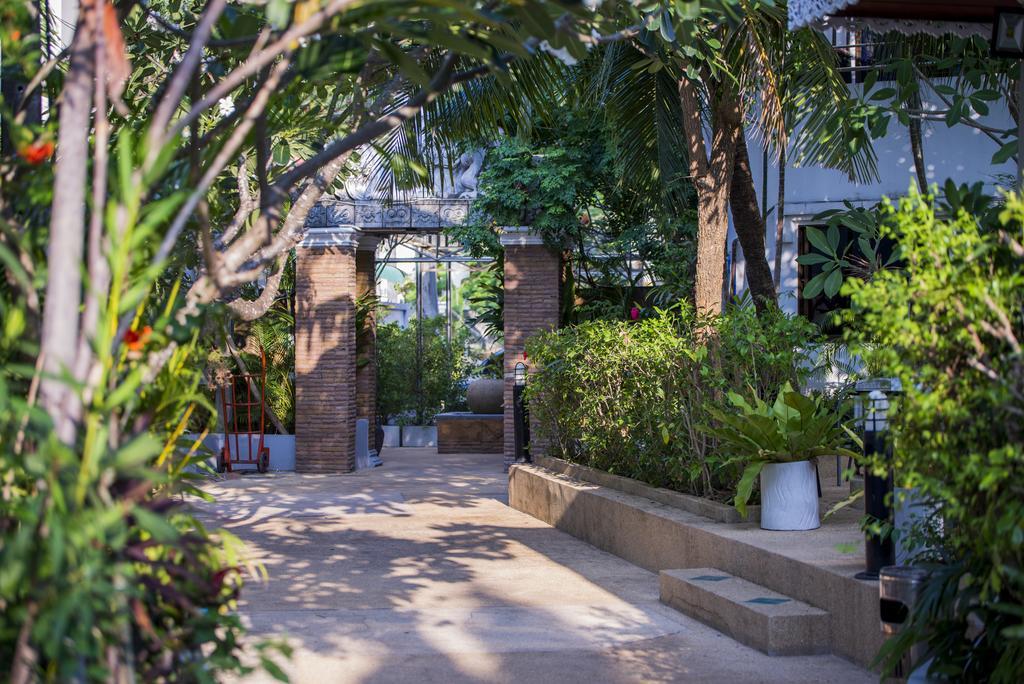 Asena Karon Resort 외부 사진