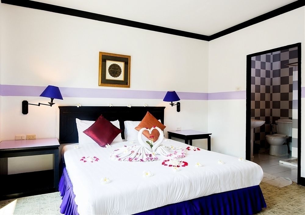 Asena Karon Resort 외부 사진